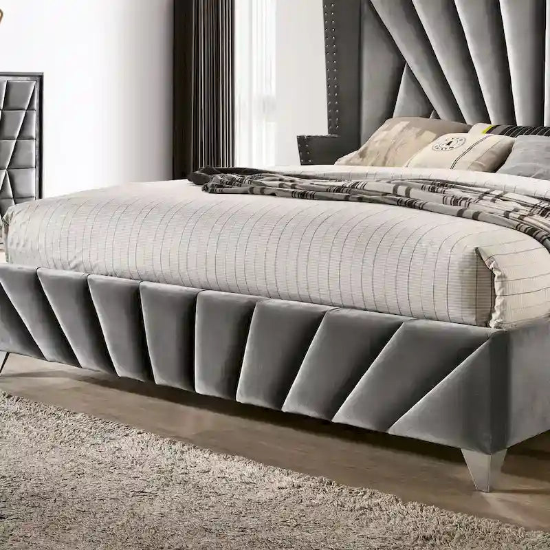 Traditional Fabric Upholstered Panel Bed